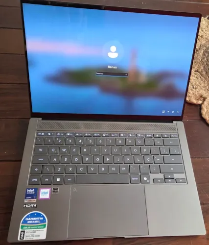 Asus Zenbook s14 2026, 16gb Ram, 512 ssd, ultra 7NOVO