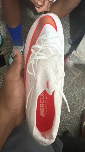Chuteira Nike