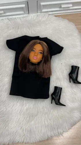 CABEÇA e look Barbie Basics
