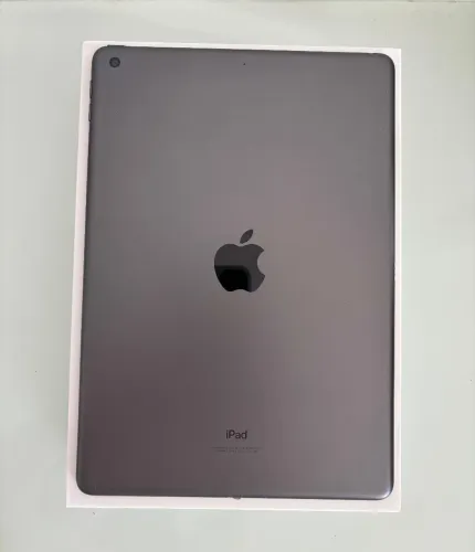 iPad 9ª geração, 64GB, Wi-Fi, na cor cinza-espacial