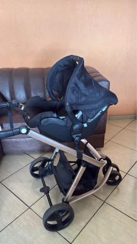 Carrinho de Bebê com Base e Bebê Conforto Safety 1st - Travel System Mobi 0 a 15kg