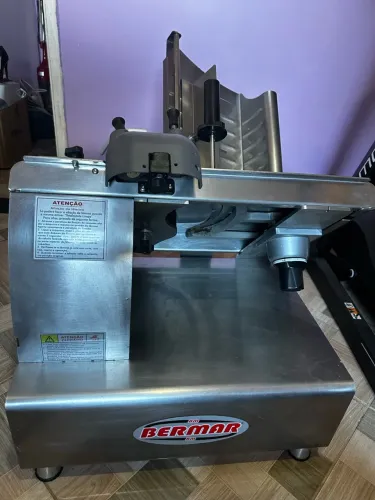 Cortado de frios automático bermam