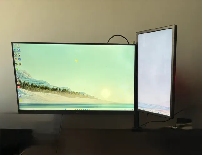 Monitor LG 32 ultra gear+ monitor 20pol + base articulada