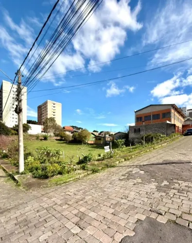 CAXIAS DO SUL - Terreno Padrão - CRUZEIRO