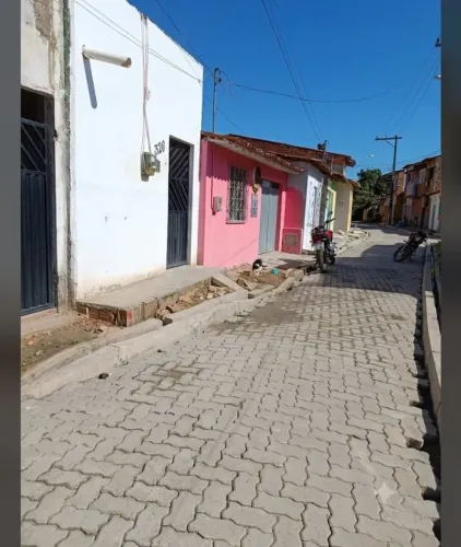 Alugo casa no Bom Jardim Leia o Anúncio 