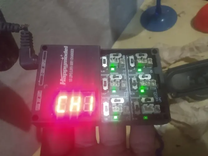 Carregador de drone Happymodel 1S lipo/LIHV 61N1 charger