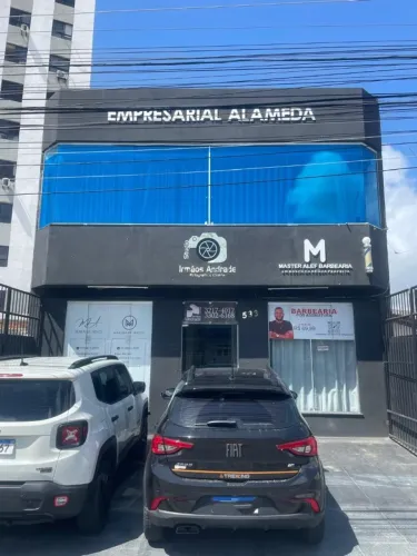 Sala no Coração do Bairro Grageru e da Alameda das Arvores 