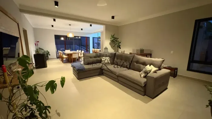Oportunidade - Casa em Condomínio - Condomínio Vale dos Lagos - Condomínio Parque Vale dos