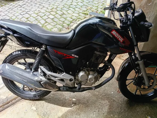Moto toda original na 160