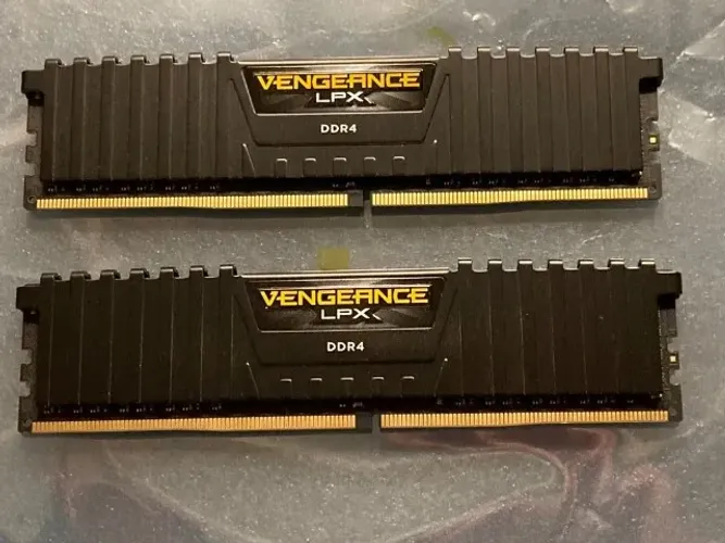 2 PENTES Corsair Vengeance LPX, 8GB, 2400MHz memória ram (16GB)