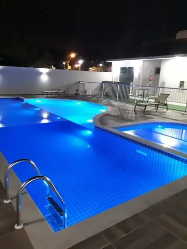 Imóvel para venda tem 63 metros quadrados com 2 quartos em Canasvieiras - Florianópolis -