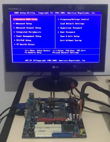 PLACA MÃE 775 DDR2 + Core2 Duo 2.8GHz + 2GB MEMÓRIA RAM  VALOR NEGOCIÁVEL!!!