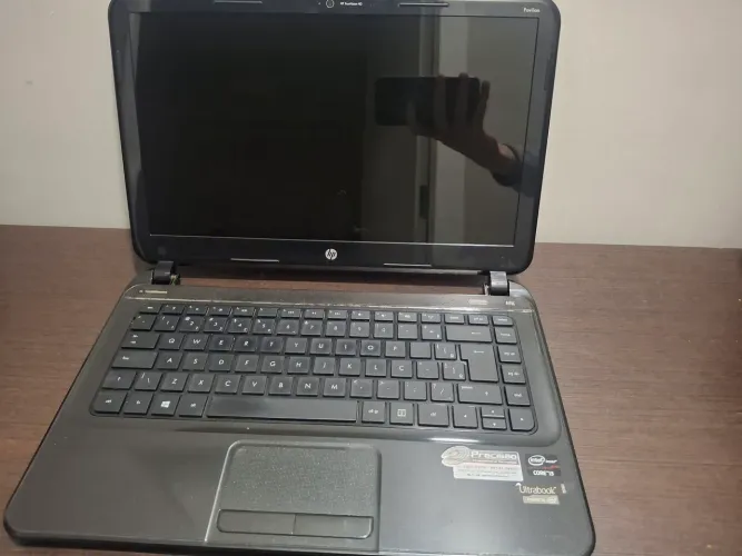 NOTEBOOK HP PAVILION CORE i3 - EXCELENTE ESTADO