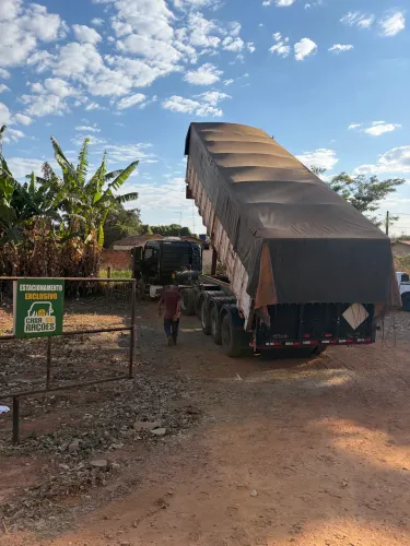 Caçamba LS Pastre - Troco por Bitrem