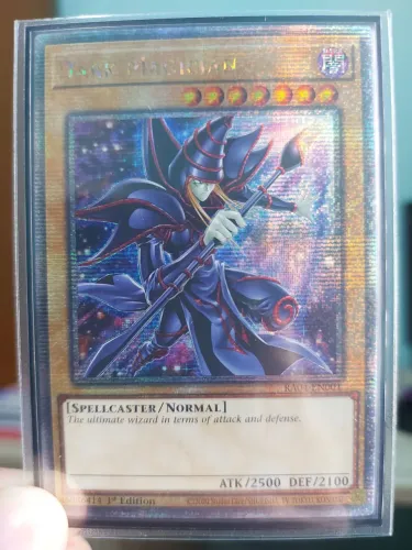 Carta Mago Negro RA04-EN001 Arte Nova em inglês Yu-Gi-Oh!