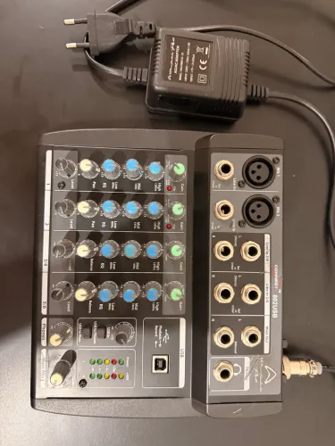 Mesa de som Connect 802 USB