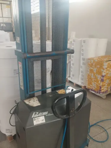 Empilhadeira Elétrica Paletrans Millennium PX - 1000kg