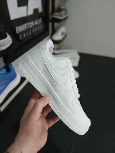 Tênis Nike Air Force na promoção - Novo na caixa tamanho 36 a pronta entrega Envio rápido