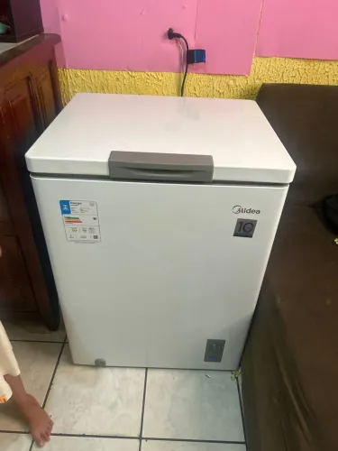 Frezzer midea 144 lts 1.200