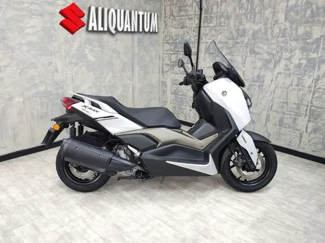 Yamaha XMAX 250 CONNECTED