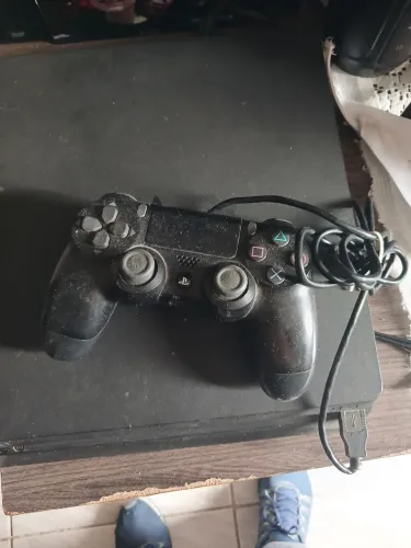 Play 4 1T