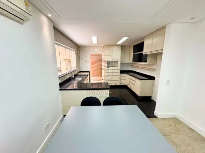 Casa 3 quartos, 180 m², 2 vagas e quintal a venda na Mooca