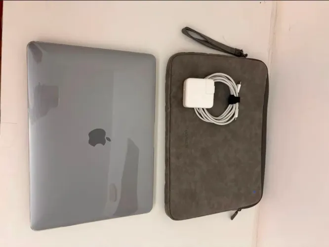 Macbook air m1 8gb