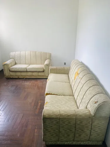 Conjunto de sofás 3 e 2 lugares