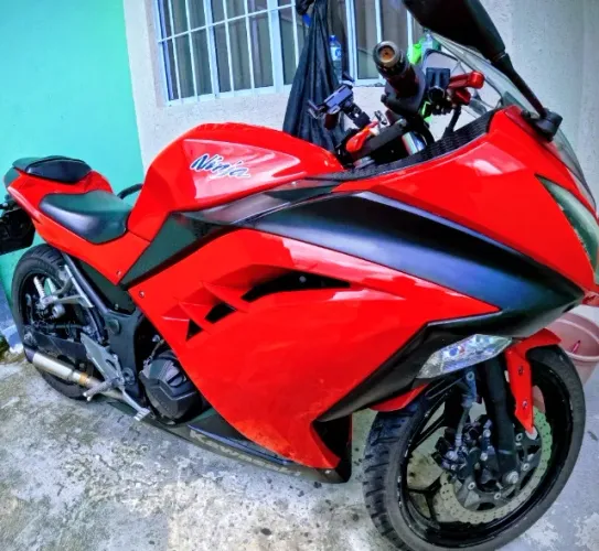 Ninja 300 2014 Vermelha - 39 mil km