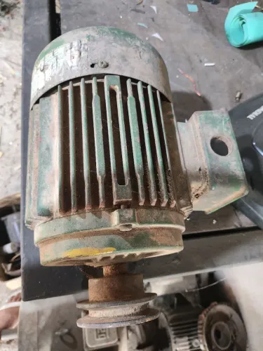 Motor trifásico 1cv