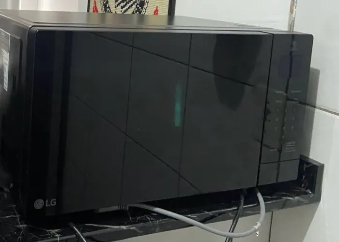 Vendo Microondas LG 30L