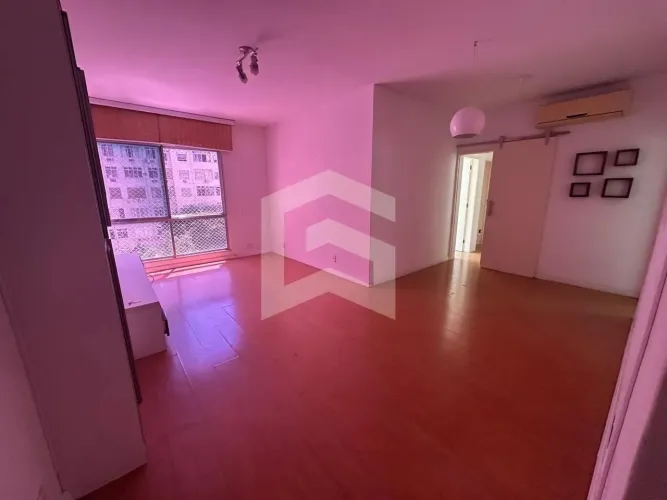Apartamento para Venda em Rio de Janeiro, Copacabana, 3 dormitórios, 1 suíte, 3 banheiros,