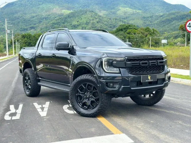 Ford Ranger Limited 3.0 V6 4X4 CD TB Die. AUT 2024