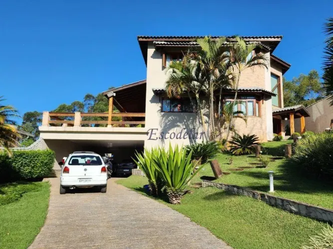 Casa com 4 quartos à venda, 700 m² por R$ 2.496.000 - Serra da Cantareira - Mairiporã/SP