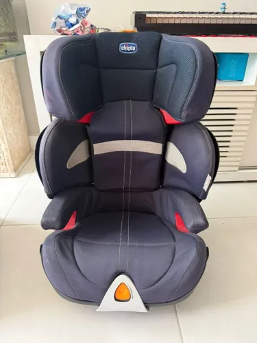Cadeira de Carro Infantil Chicco - Segurança e Conforto