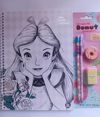 Caderno univ espiral Alice Wonderland 1x1 80 folhas + kit