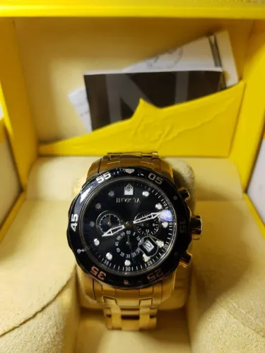 Invicta Pro Diver Chronograph 0073 ? Gold/Black