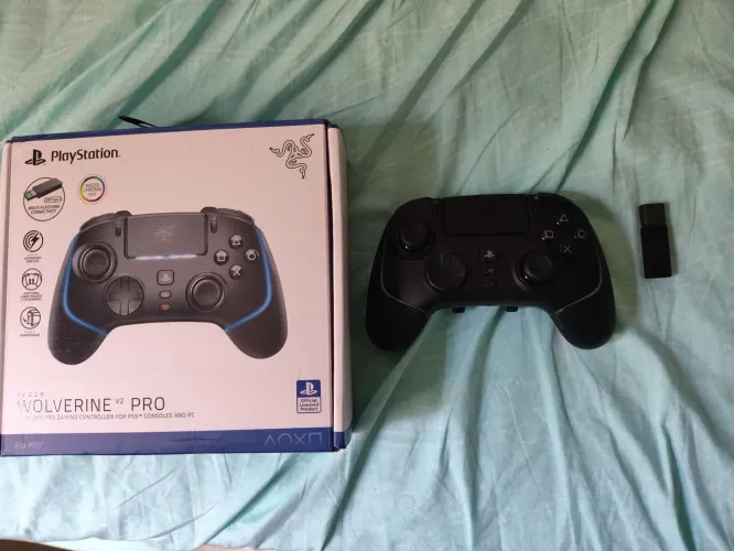 Controle licenciado PELA Playstation razer WOLVERINE V2 PRO