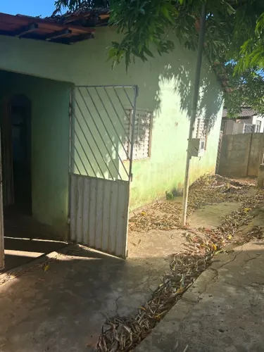 Casa com 4 comodos