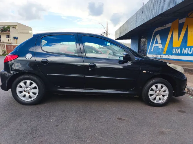 Peugeot 207 XR Sport 1.4 Flex 8V 5P 2011