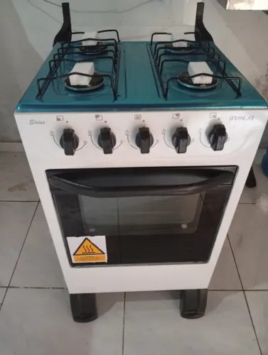 Fogão 4 bocas novo