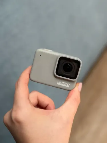 Câmera GoPro HERO7 Branca Usada
