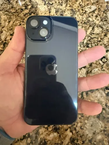 iPhone 14 impecável. Completo
