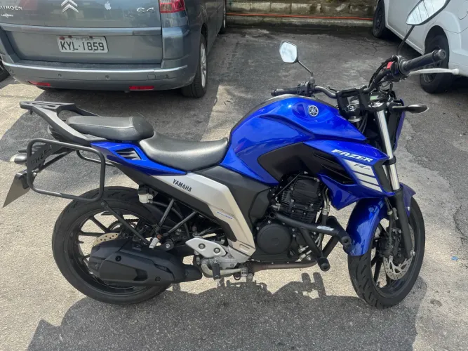 Fazer 250 muito nova