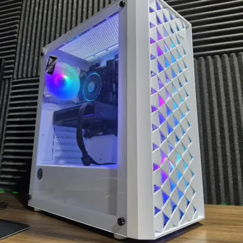 PC Gamer i5 12400F RX 7600 8GB 16GB RAM SSD NVMe 512GB Branco