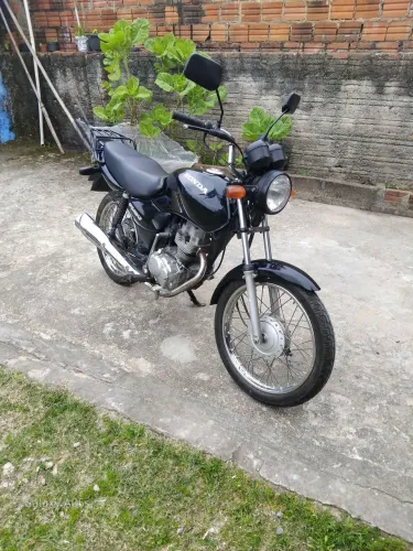 Estou vendendo essa moto 