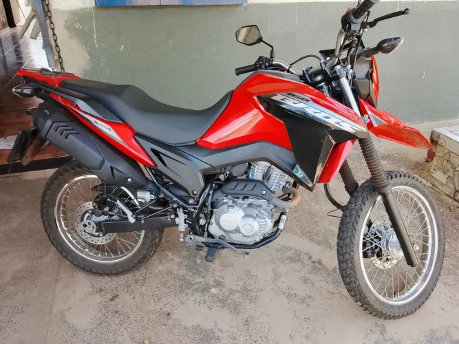 Honda Bros ano 2025