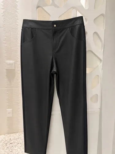 Calça couro legítimo
