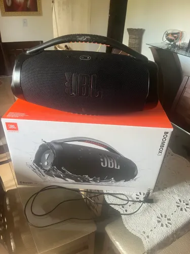 JBL Boombox 3
