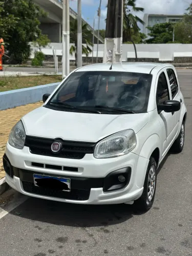 Fiat Uno Attractive 1.0 Flex 6V 5P 2017